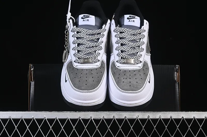 All categories Nk Air Force 1 Air Force series Nk Air Force 1 Low Air Force low top Nike Air Force 1'07 Low Supreme co-branded white gray yellow edge hook Air Force 1 low top casual sneakers XZ6188-259